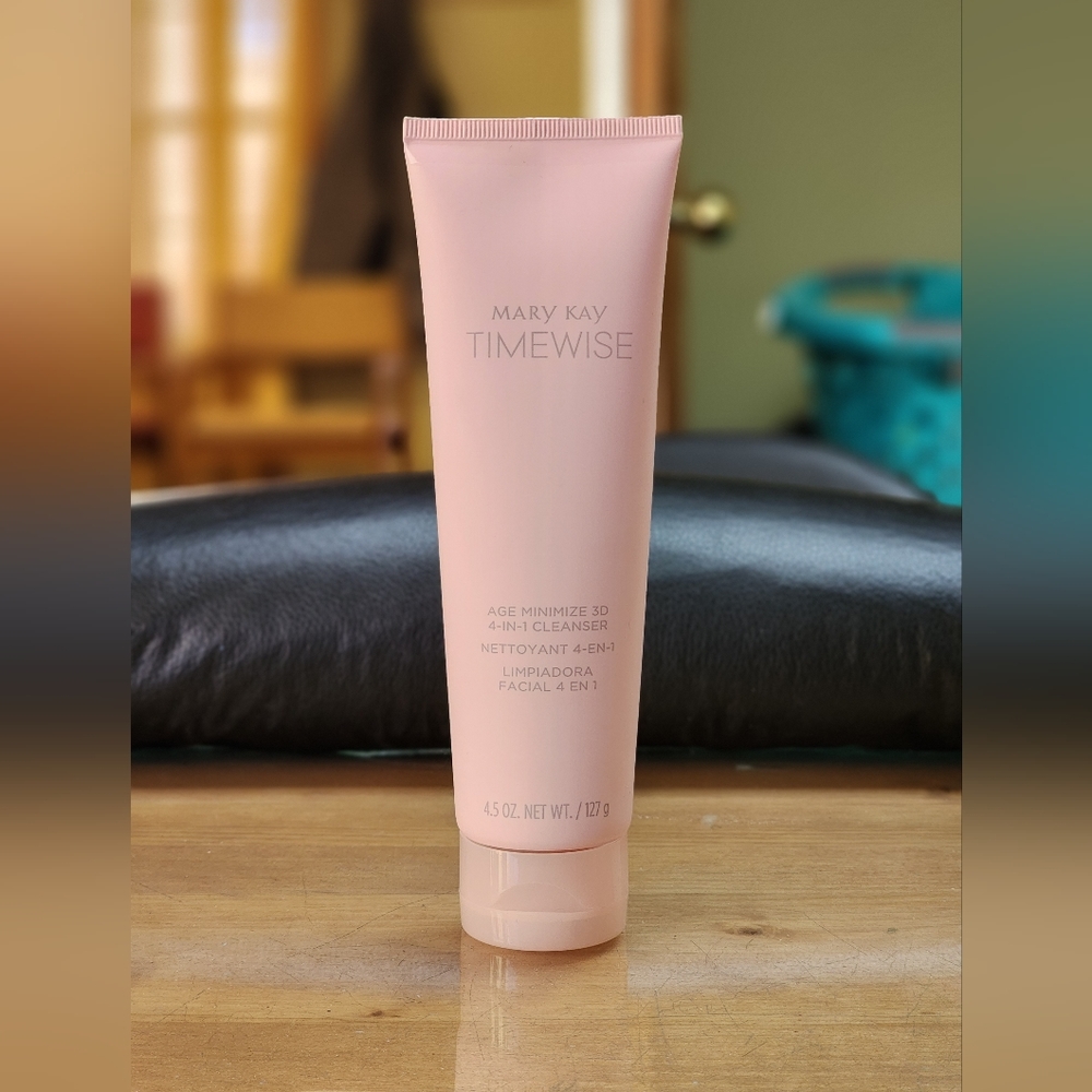 Mary Kay age Minimizing 4 in 1 Cleanser
